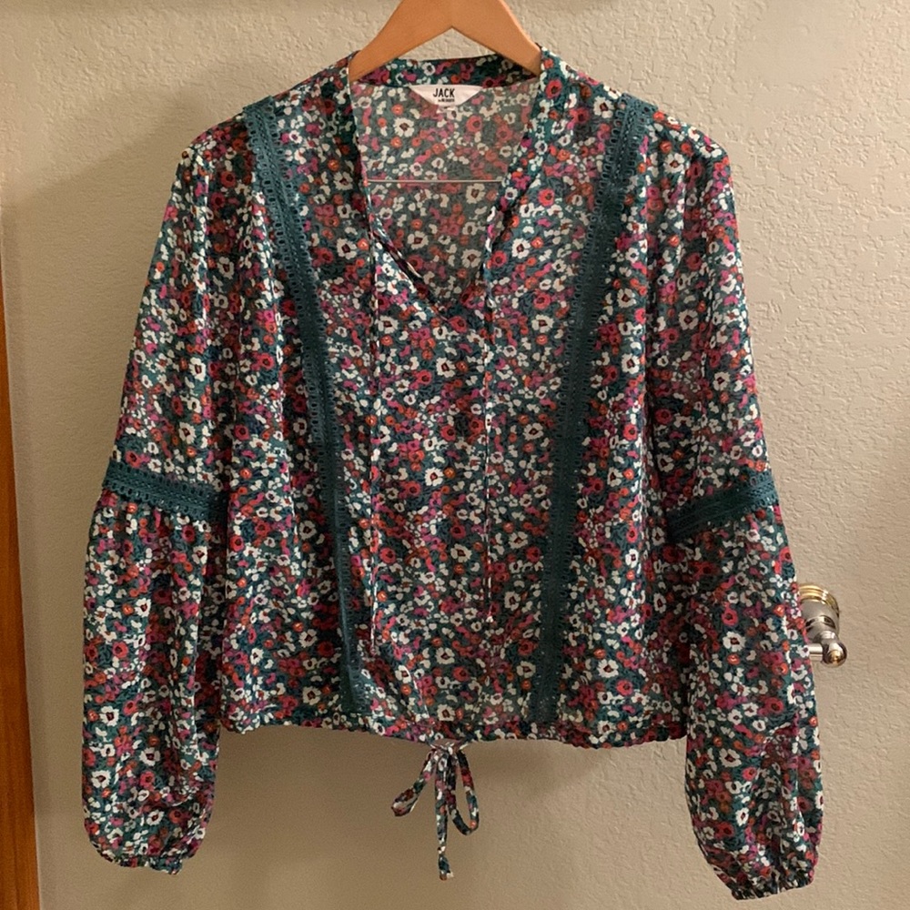 BB Dakota Floral Blouse
